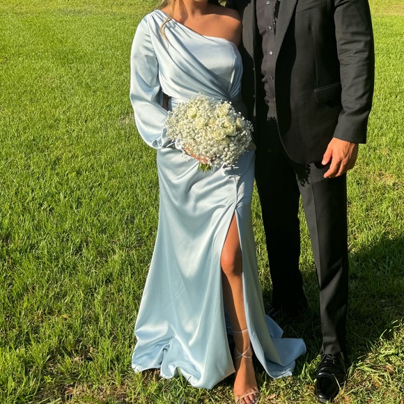 Light blue bridesmaids dress from Revelry- only worn once - Picture 1 of 2